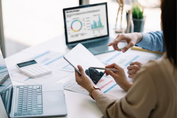Business Analytics on Tools
